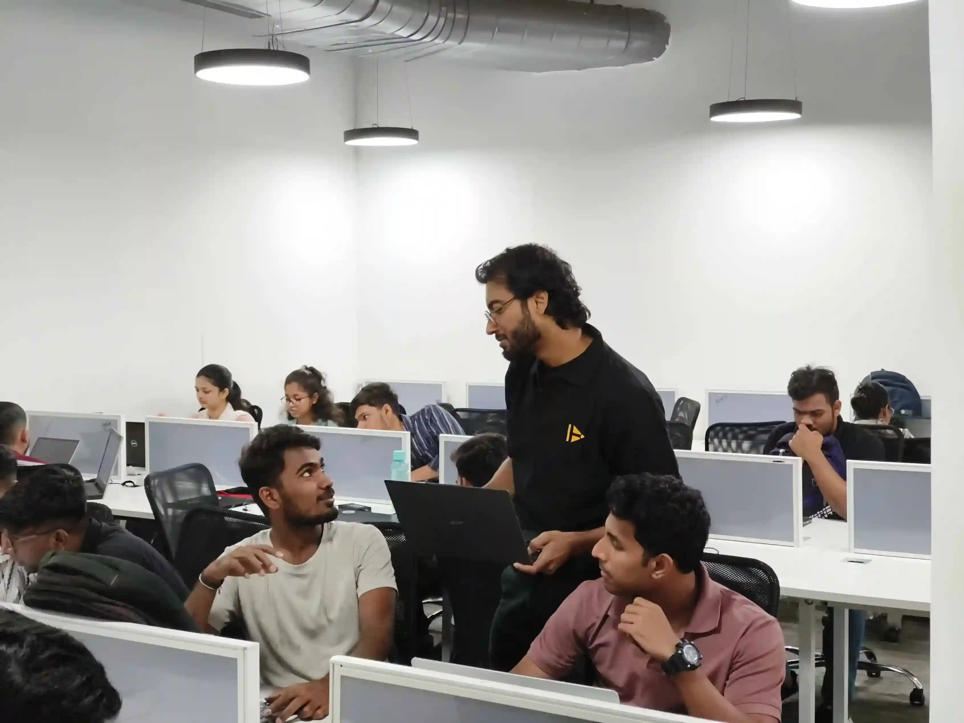Team collaboration session at Techpaathshala